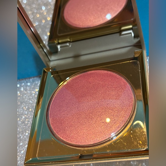 BNIB! Stila Heaven’s Hue Highlighter in Incandescence 💖💎🌟👑 - Picture 3 of 9